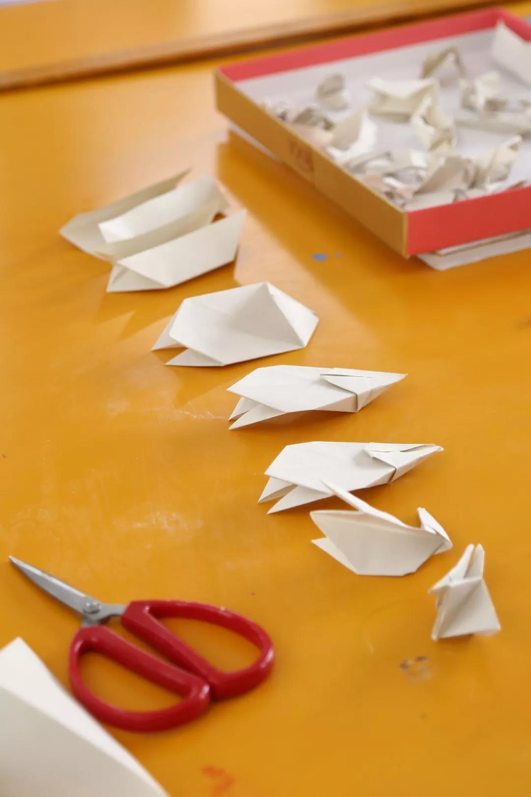从折纸开始 / To start with paper