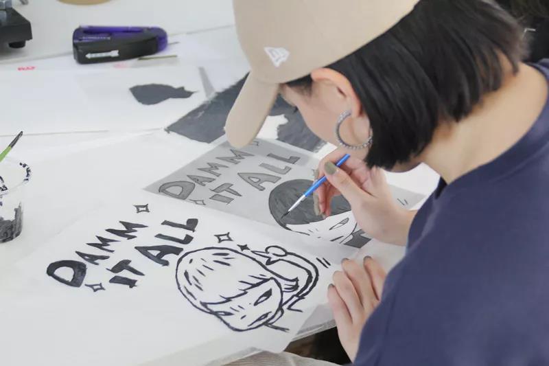 版画工作室屋顶印画也同时进行了一场有趣的丝网版画工坊