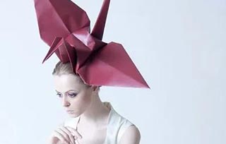 Fascinators | 头饰——无用之用