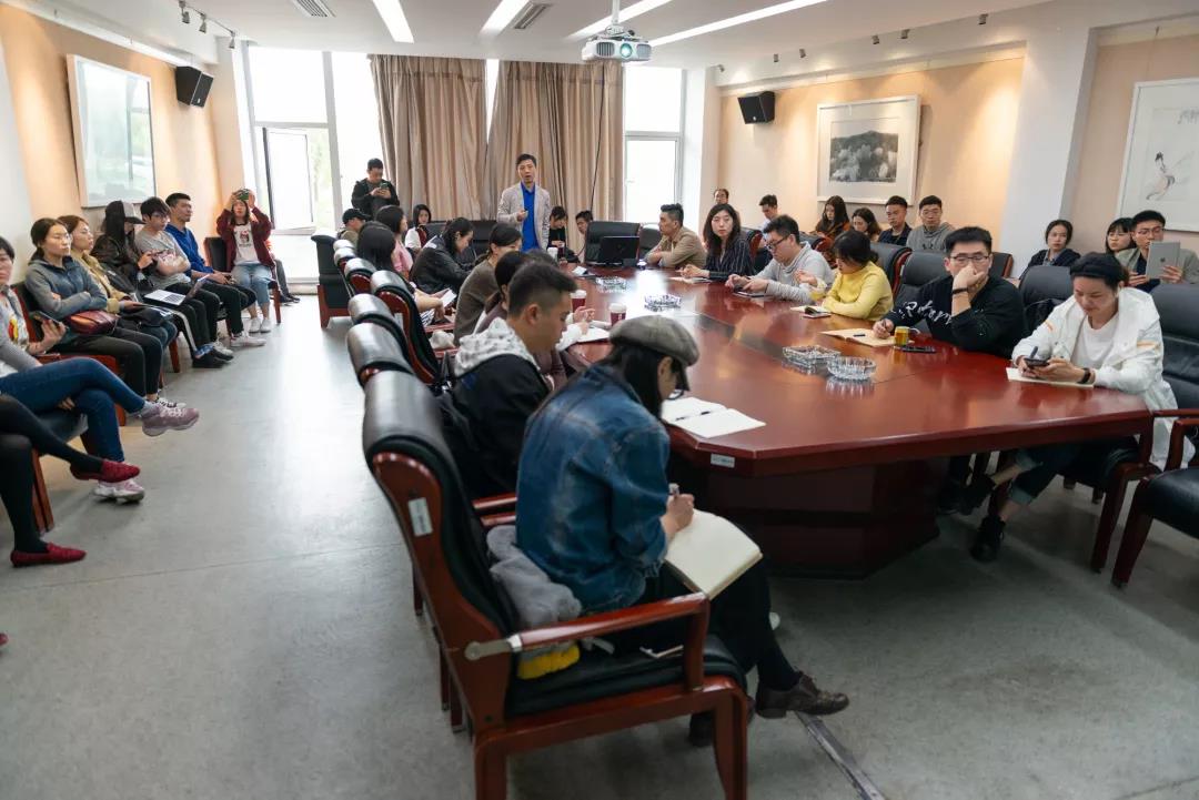 姜节泓教授在南京师范大学举行了一场学术讲座